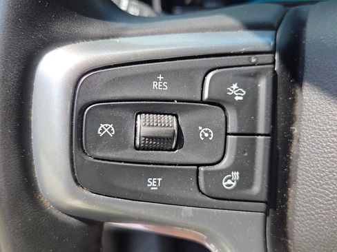 Used 2025 Chevrolet Silverado 1500 LT image 23