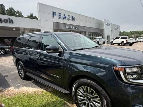 New 2026 Ford Expedition Max Platinum AWD/4WD image 4
