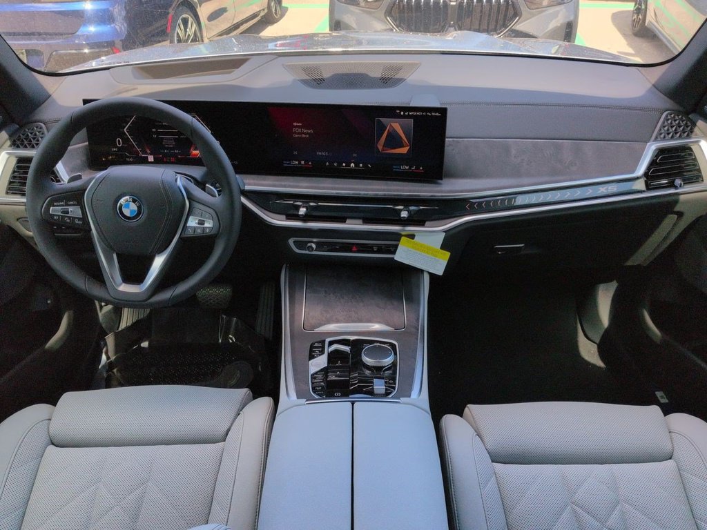 New 2026 BMW X5 xDrive50e w/ Premium Package AWD/4WD image 15