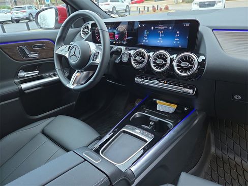 Certified 2026 Mercedes-Benz GLA 250 4MATIC image 17