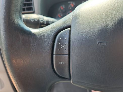 Used 2000 Ford F350 XLT AWD/4WD image 30