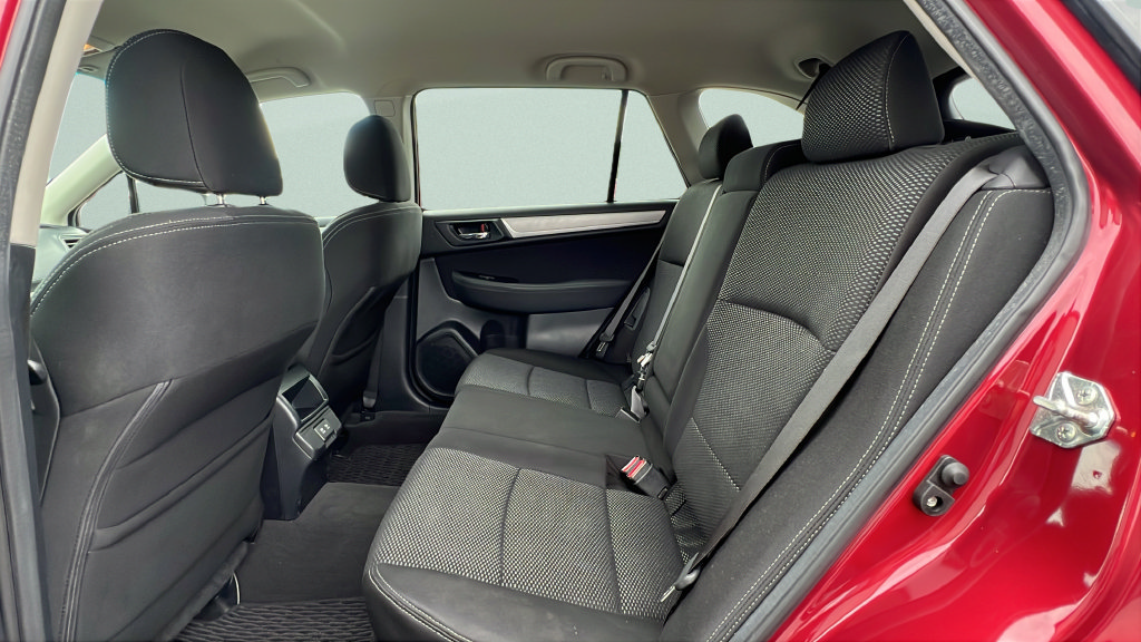 Used 2019 Subaru Outback 2.5i Premium AWD/4WD image 10