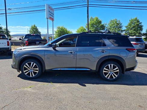 Certified 2023 Nissan Pathfinder Platinum AWD/4WD image 4