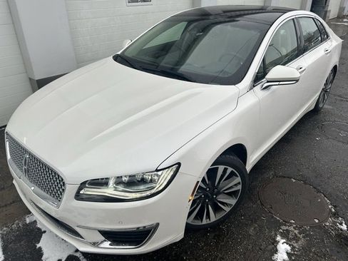 Used 2019 Lincoln MKZ Reserve w/ Luxury Package image 1