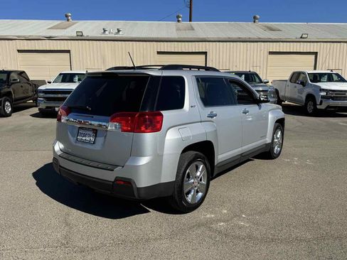 Used 2014 GMC Terrain SLT w/ Chrome Appearance Package FWD image 9