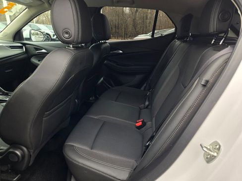 Certified 2025 Buick Encore GX Preferred image 16