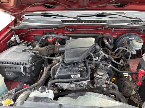 Used 2011 Toyota Tacoma PreRunner w/ Convenience Pkg image 12