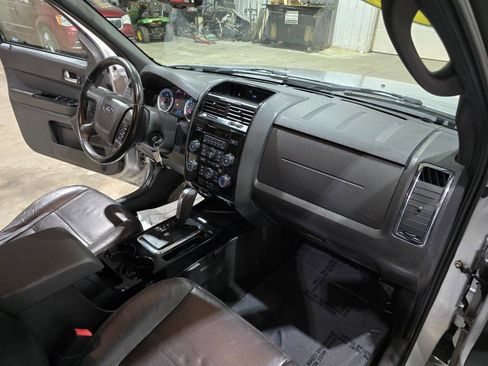 Used 2009 Ford Escape XLT image 34