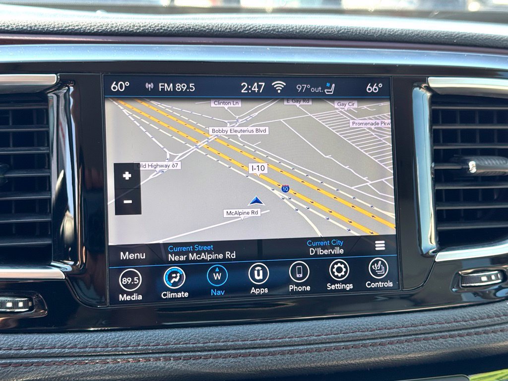 Used 2020 Chrysler Pacifica Limited FWD image 34