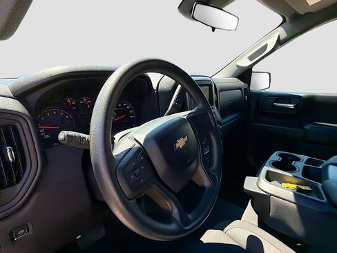 Used 2025 Chevrolet Silverado 1500 Custom Trail Boss w/ LPO, Dark Essentials Package image 11