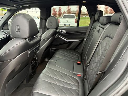 Used 2023 BMW X5 xDrive40i image 13