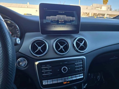 Used 2020 Mercedes-Benz GLA 250 4MATIC image 27