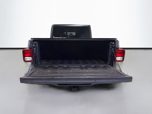 Used 2021 Jeep Gladiator Sport AWD/4WD image 27
