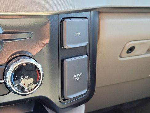 New 2025 Ford F350 Platinum w/ Platinum Plus Package image 48