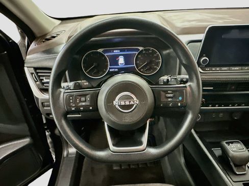 Used 2023 Nissan Rogue SV AWD/4WD image 18