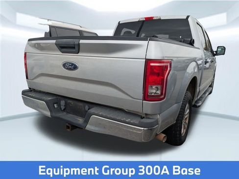 Used 2015 Ford F150 XLT w/ Trailer Tow Package image 4