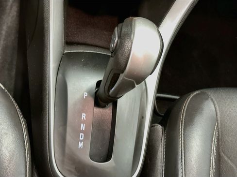 Used 2017 Chevrolet Trax LT w/ LT Convenience Package FWD image 24