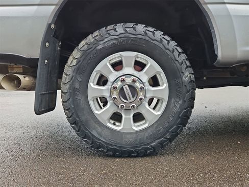 Used 2023 Ford F350 XLT w/ 360-Degree Camera Package image 13