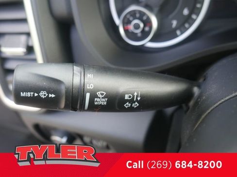 New 2026 RAM 1500 4x4 Crew Cab image 26