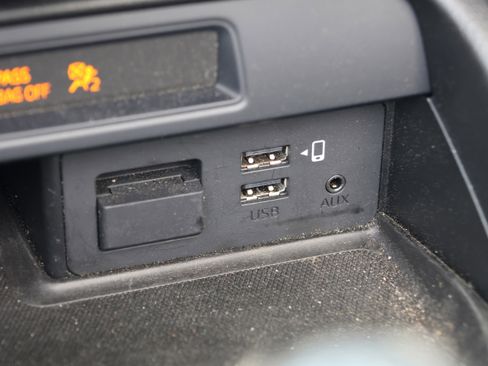 Used 2023 MAZDA MX-5 Miata Sport image 28