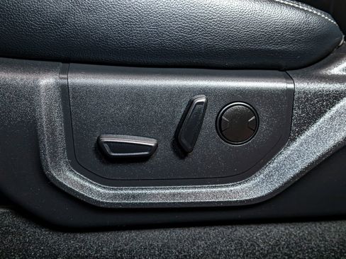 Used 2022 Ford F250 Lariat w/ Tremor Off-Road Package image 20