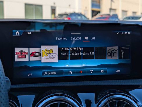 Used 2025 Mercedes-Benz CLA 35 AMG 4MATIC image 12