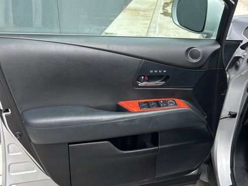 Used 2010 Lexus RX 350 2WD image 7