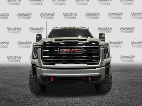 Used 2025 GMC Sierra 2500 AT4 w/ AT4 Premium Plus Package image 3