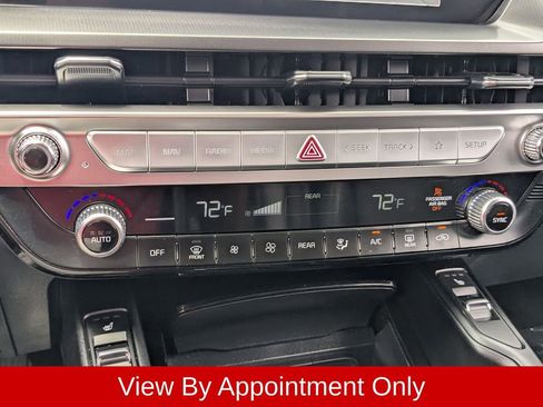 Used 2025 Kia Telluride S FWD image 19