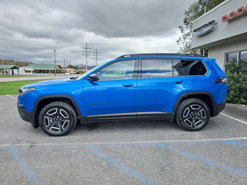 New 2026 Jeep Cherokee Limited AWD/4WD image 7