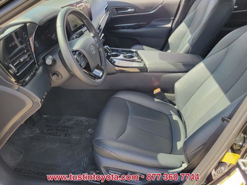 Certified 2023 Toyota Mirai w/ Advanced Technology Package RWD image 10