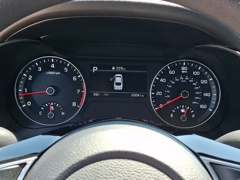 Certified 2023 Kia Forte LXS FWD image 21