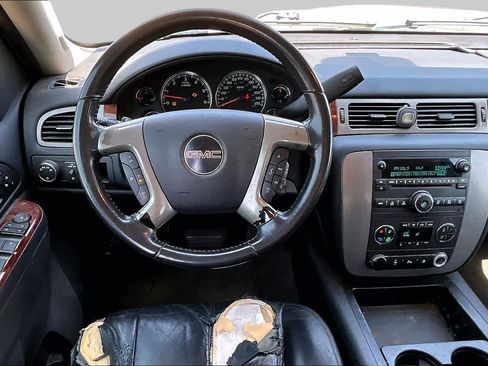 Used 2011 GMC Yukon SLT w/ SLT-2 Equipment Package RWD image 5