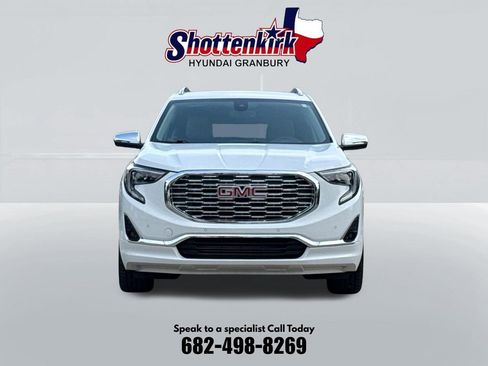 Used 2020 GMC Terrain Denali FWD image 2