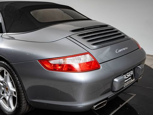 Used 2006 Porsche 911 Carrera RWD image 20