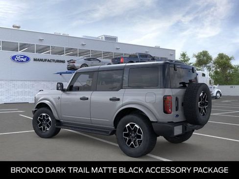New 2026 Ford Bronco Outer Banks AWD/4WD image 4