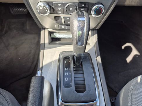 Used 2012 Ford Fusion SE FWD image 21