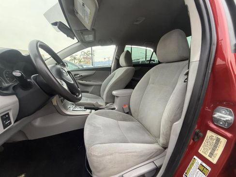 Used 2012 Toyota Corolla LE image 12