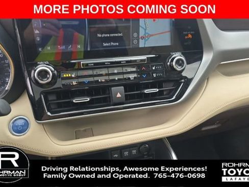 Used 2020 Toyota Highlander Platinum image 9