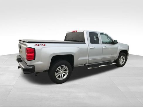Used 2018 Chevrolet Silverado 1500 LT w/ All Star Edition AWD/4WD image 2