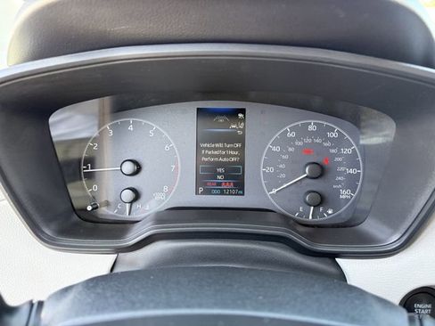 Used 2024 Toyota Corolla Cross LE FWD image 25