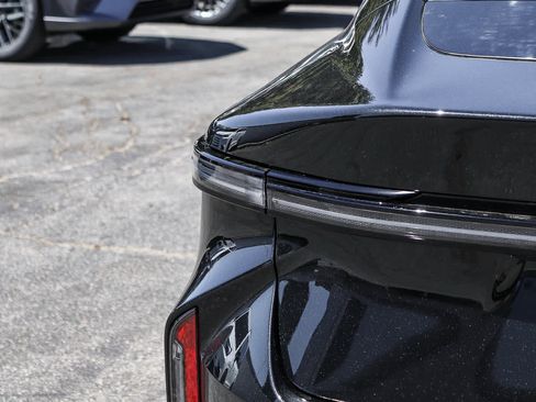 New 2026 Lexus ES 350h AWD image 12