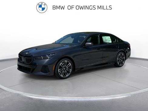New 2027 BMW 540i xDrive w/ Executive Package AWD/4WD image 1