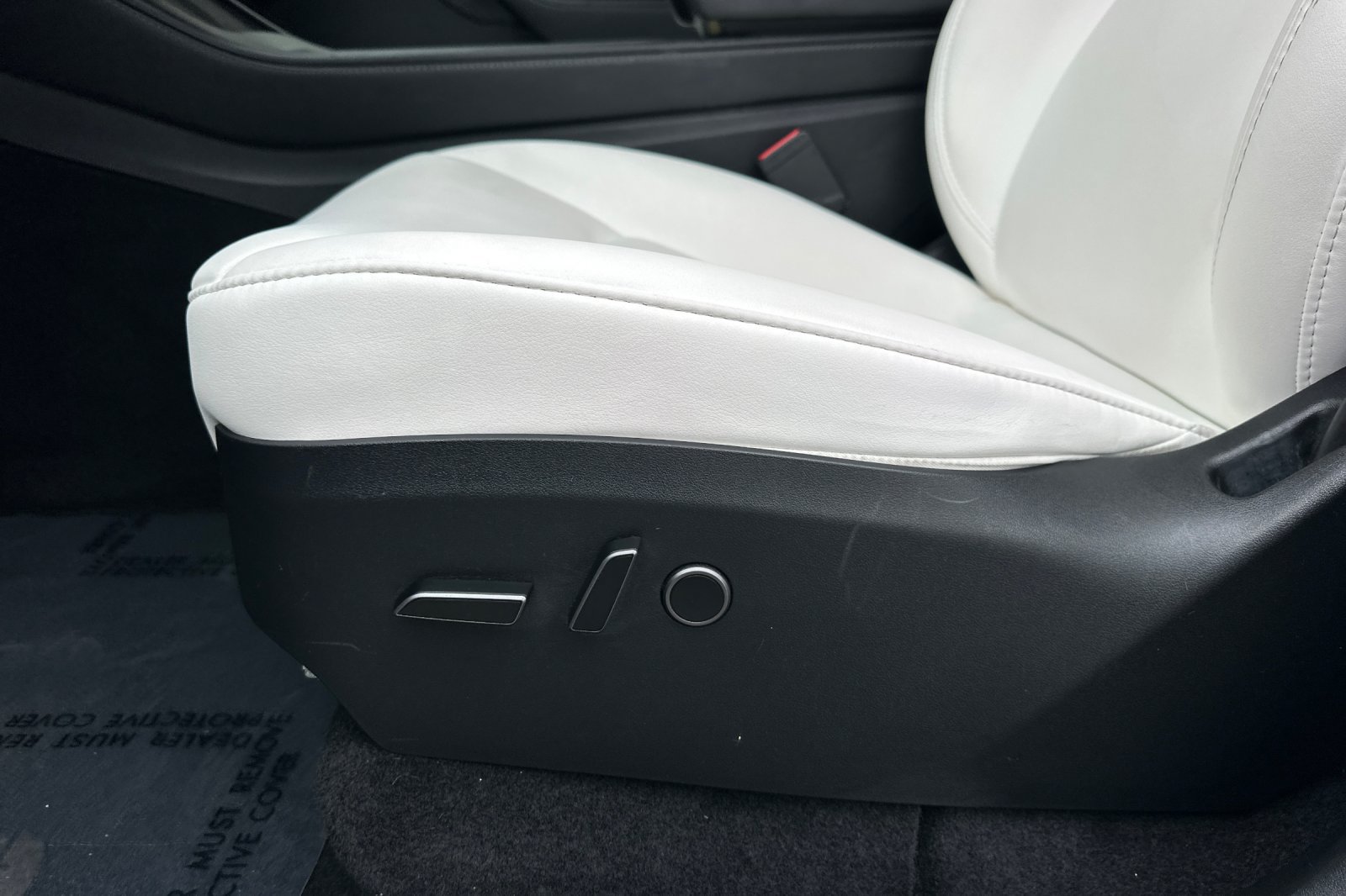Used 2023 Tesla Model Y Long Range AWD/4WD image 13
