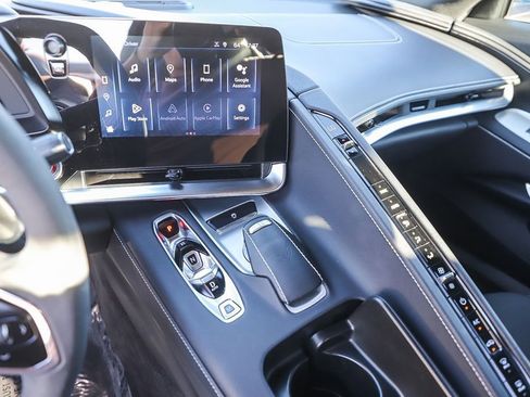 Used 2024 Chevrolet Corvette Stingray Coupe w/ Z51 Performance Package image 16