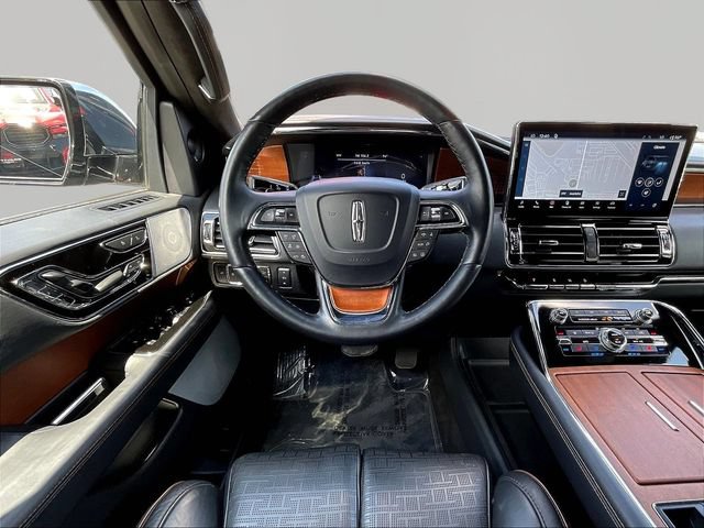 Used 2024 Lincoln Navigator L Black Label AWD/4WD image 10