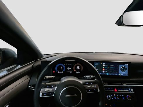 Used 2025 Hyundai Santa Cruz SE FWD image 7