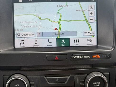 Used 2018 Ford Explorer XLT w/ Equipment Group 201A FWD image 18
