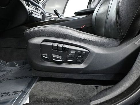 Used 2017 BMW X5 xDrive40e image 22