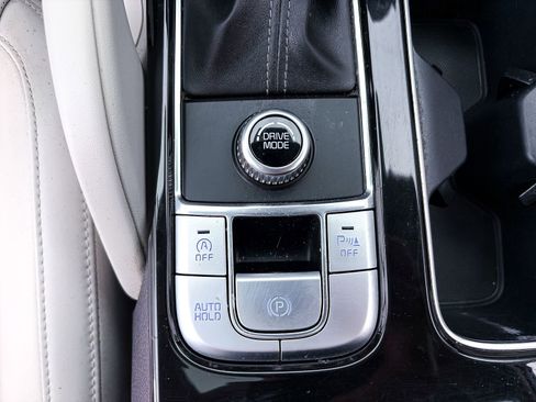 Used 2020 Kia Telluride S FWD image 27
